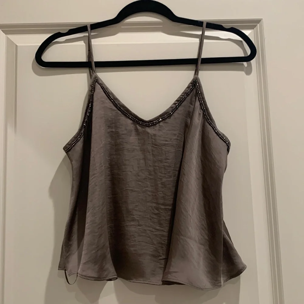 Cropped Tank - Picture 1 of 4